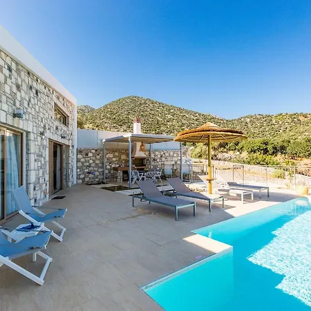 Summer Crete